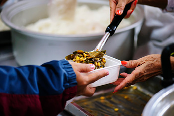 PR R 1070509 CC TA Stock Images For Gartner Gives Volunteer Blogs Final12 (2)