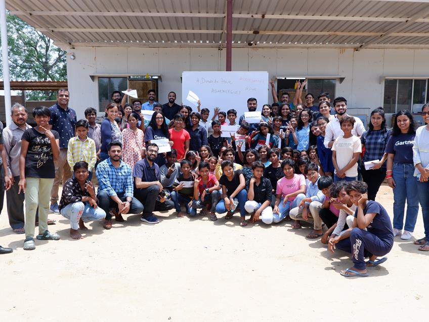 Group Pic1
